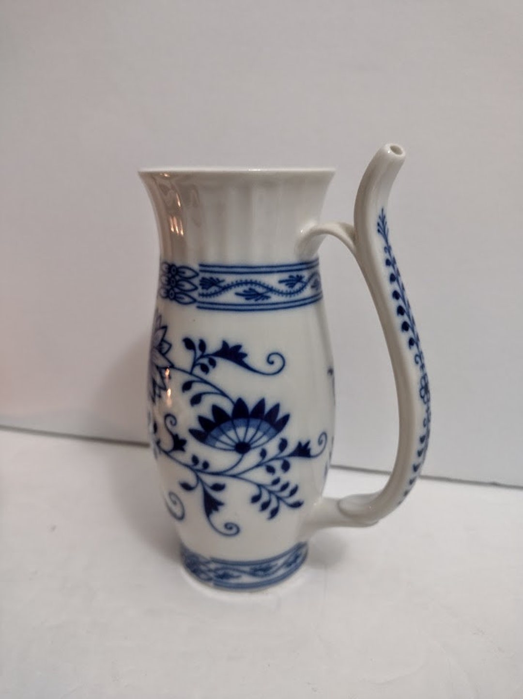 Zwiebelmuster Czechoslovakia Blue Onion Pattern Sipping Coffee Tea Cup ...