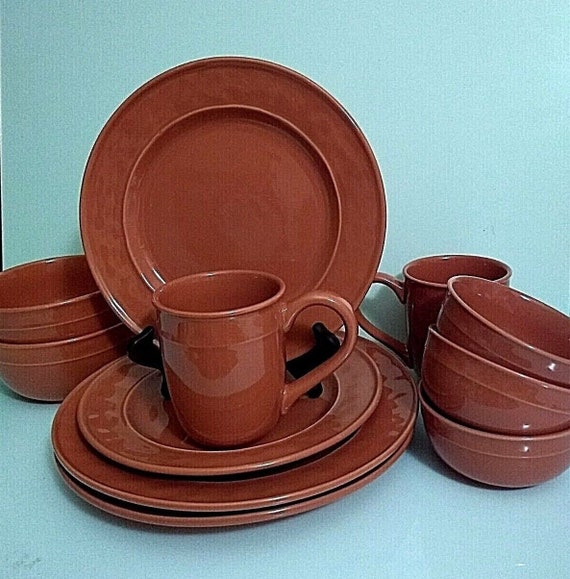 Food clearance network stoneware