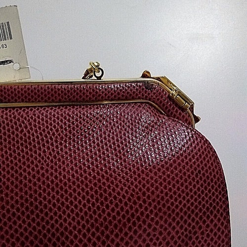 Vintage 1980s Estate shops Sale Judith Lieber Dark Red Jeweled Frame Closure Clutch Purse