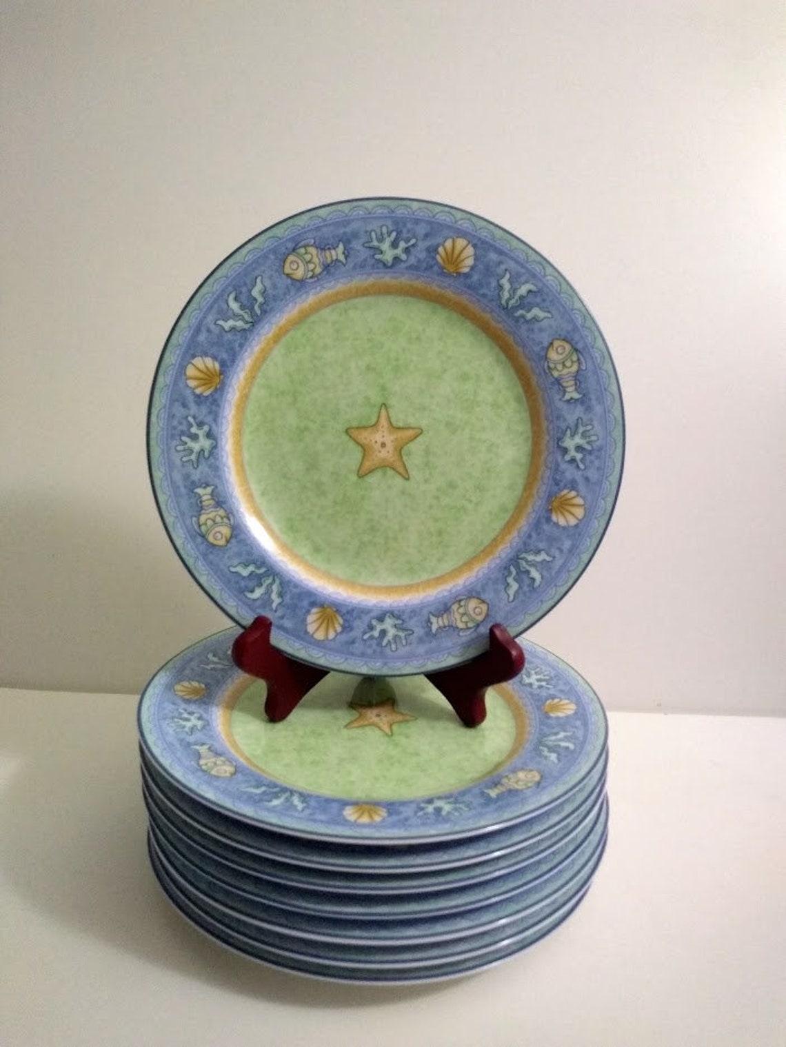 Shell Dinnerware One Plate Studio NOVA Mystic Bay Fish Seashell Ocean Seaworld Marine ...