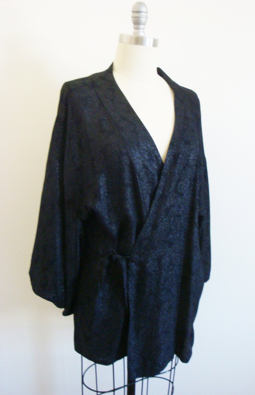 Vintage Shimmery Black Floral Brocade Kimono One Size Fits - Etsy