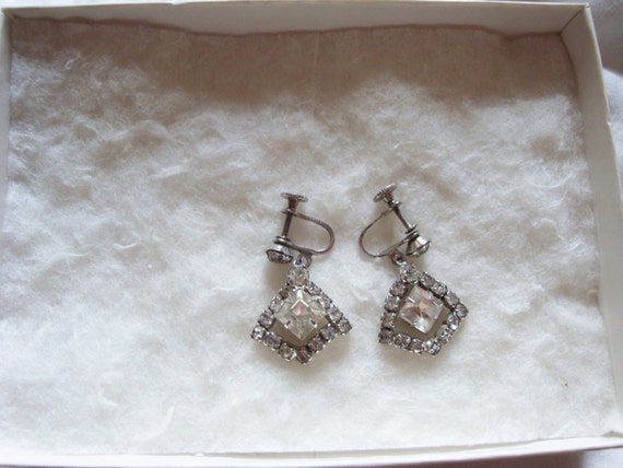 Vintage Rhinestone Necklace and Screw Back Earrin… - image 2