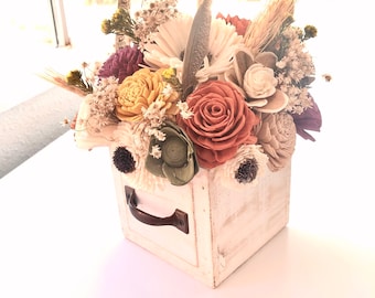 Wood Flower Centerpiece "’Lil Bit of Fall", Sola wood flowers, wood flower arrangement, Fall table decor, fake flowers, silk flowers