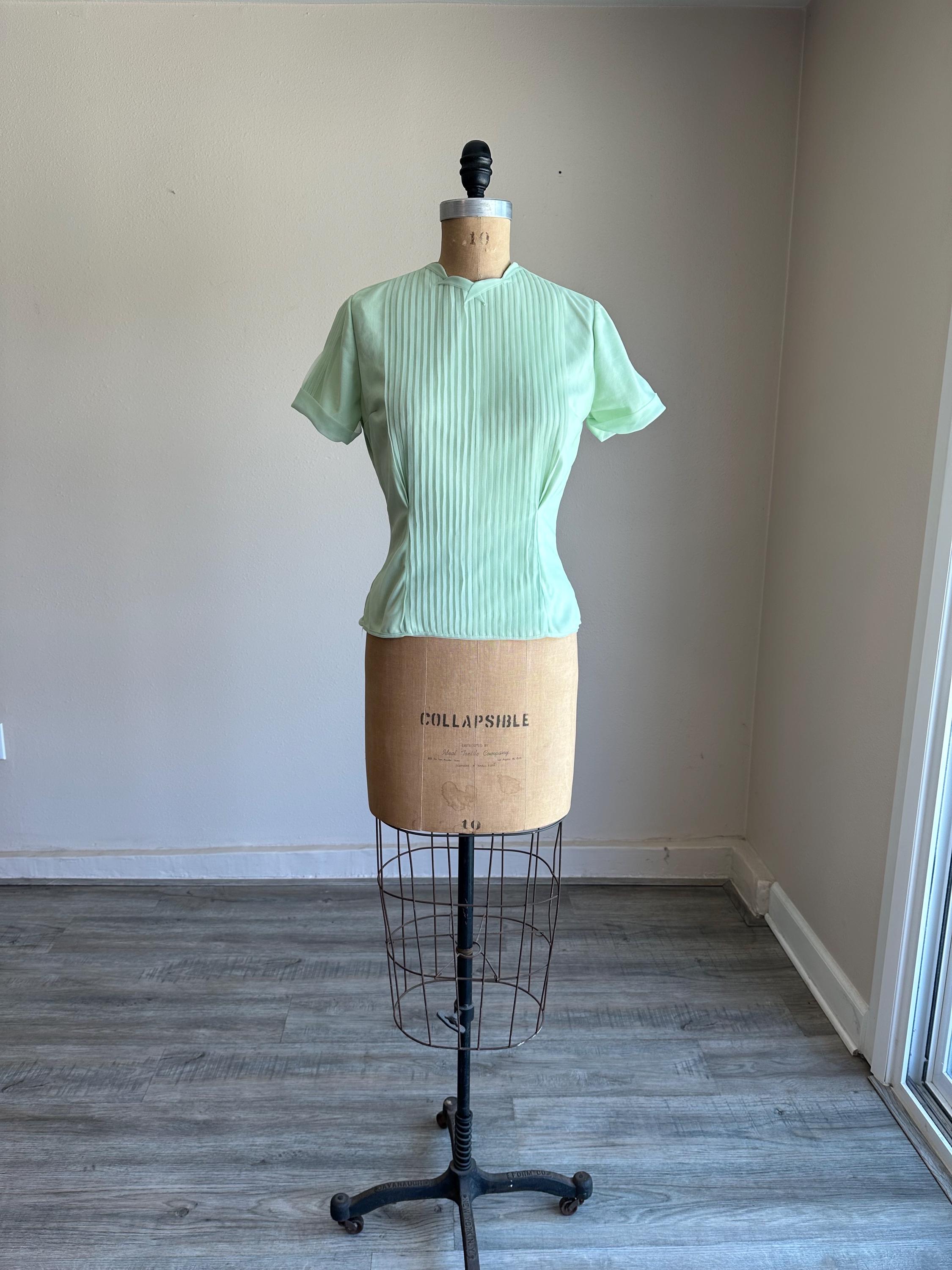 【foufou】classical pintuck blouse（新品・未使用） tops – THE MUSEUM foufou