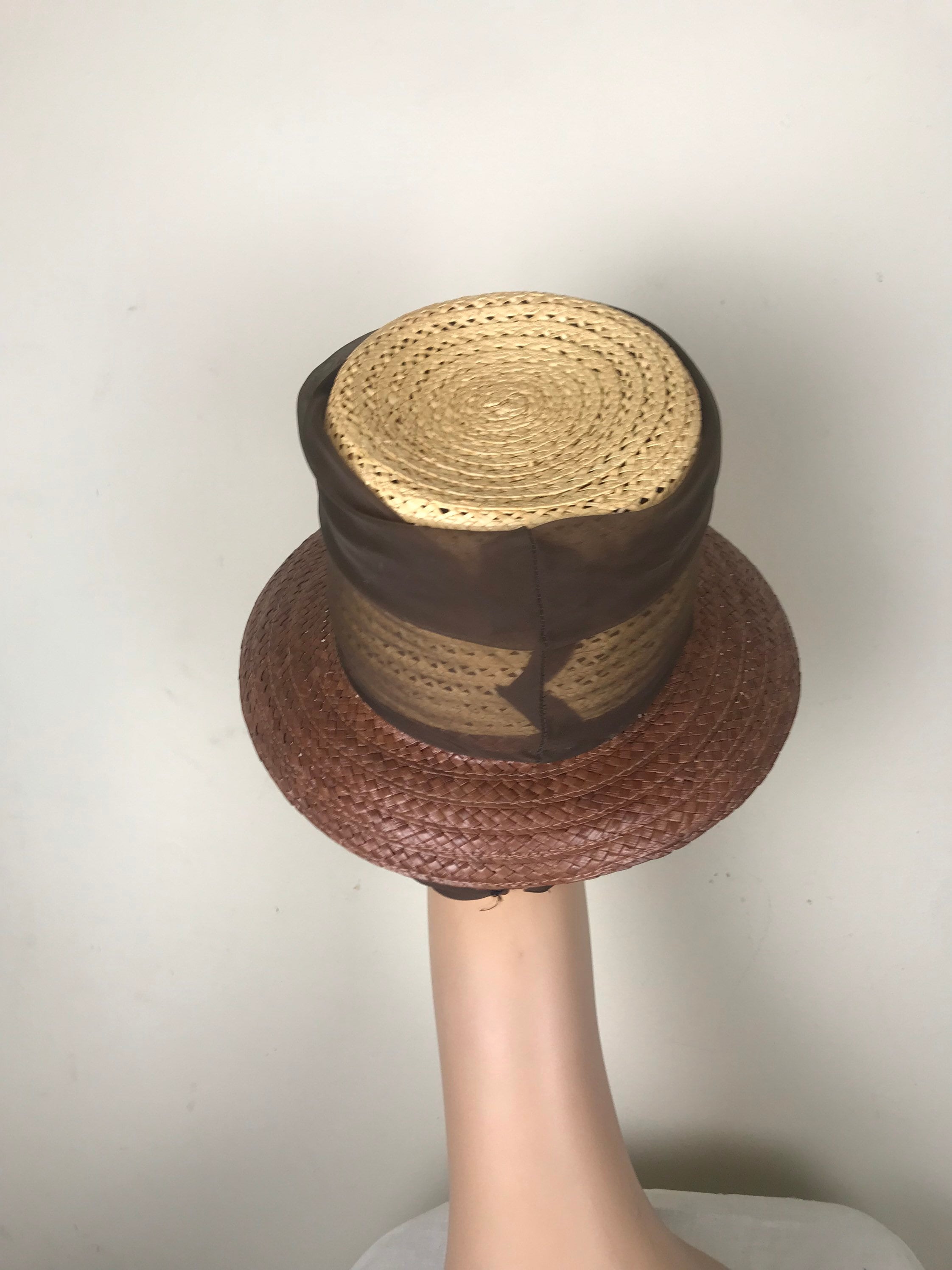 Happy cappers vintage red 1960’s hat Red Poppy Topped Black and White Sisal Hat with circa 1960s  main image 2
