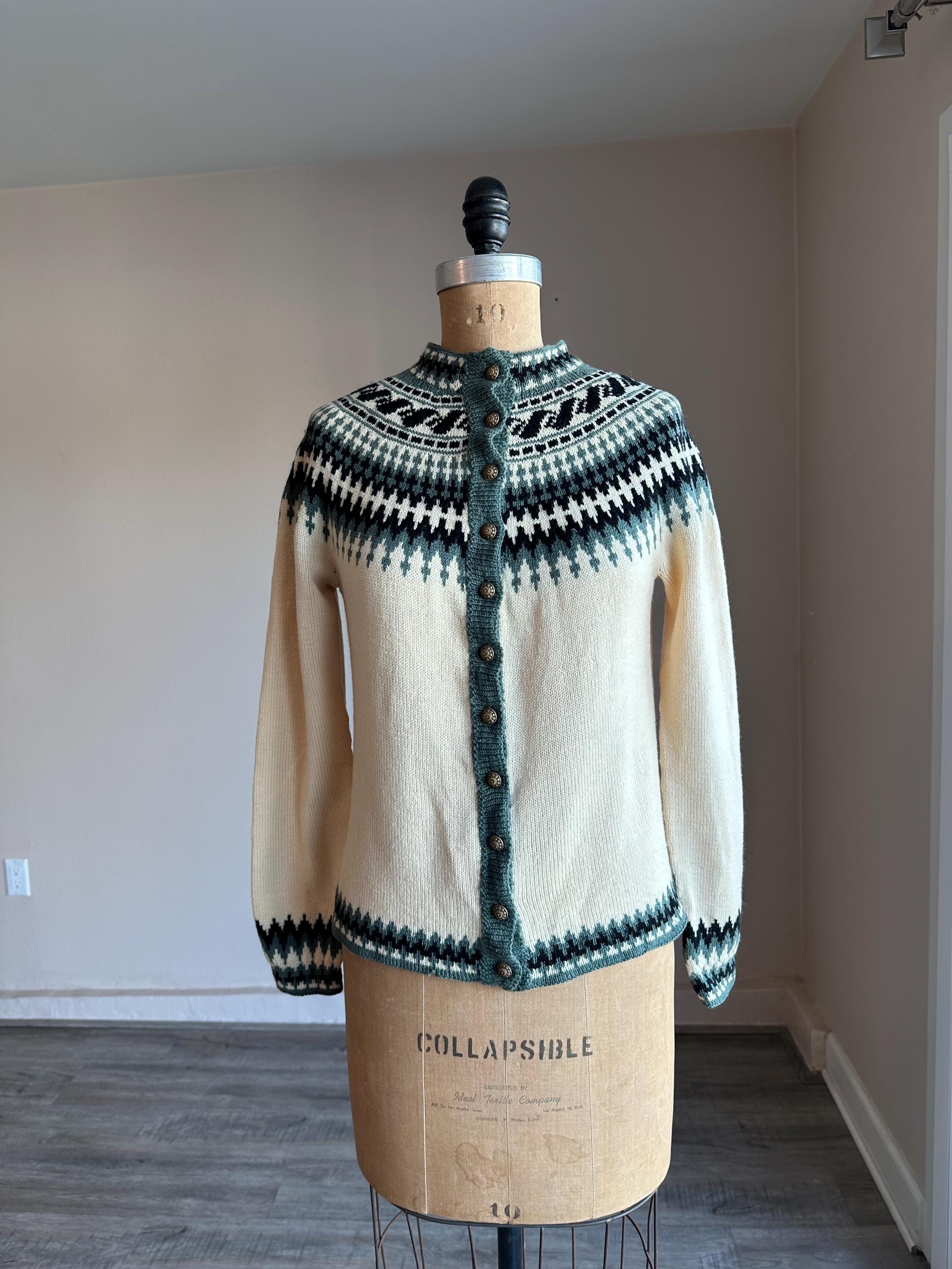 $50 & UNDER SALE || 1960s Danish Knit Wool Cardigan | medium