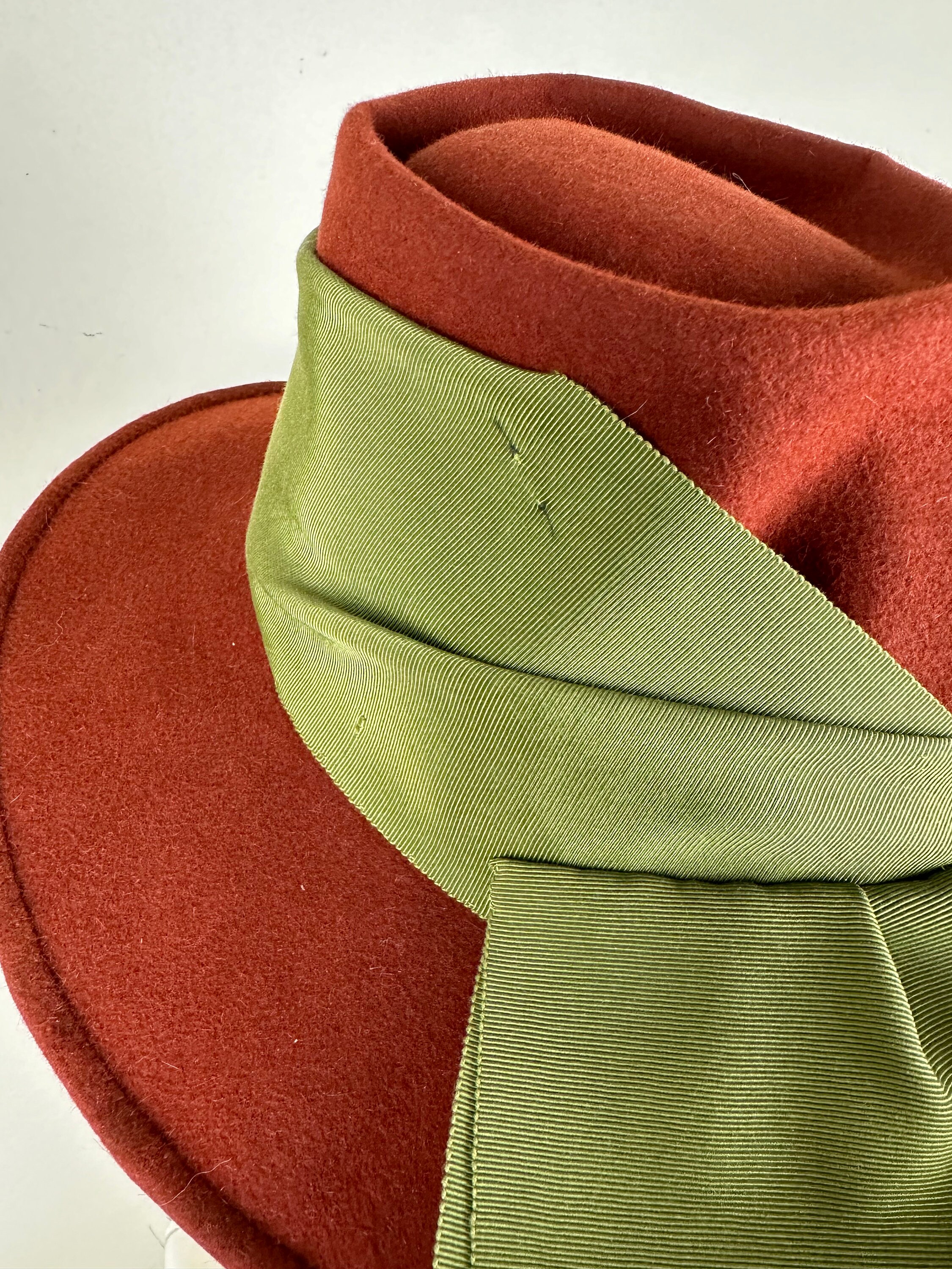 1940s Keneth  Hopkins hat‎ Vintage 1940s 40s Keneth Hopkins Wool Felt Hat With Ribbon  main image 3