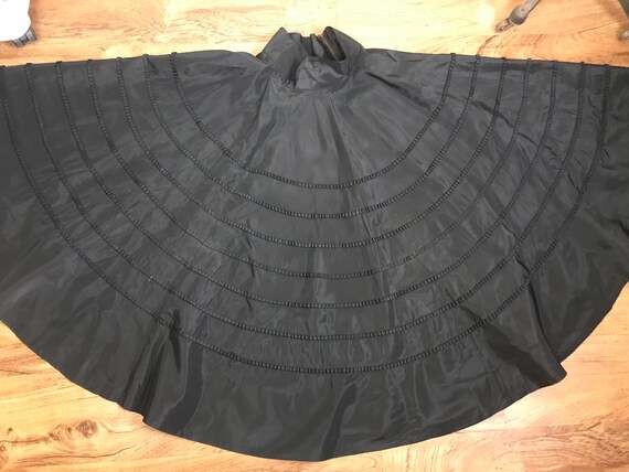 Vintage 1950s 50s full circle taffeta skirt with … - image 9