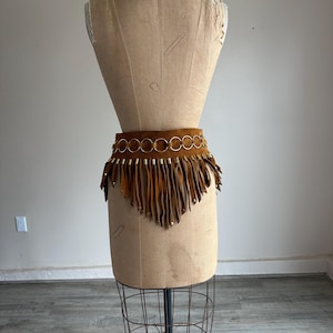 Vintage 70s Rust Suede Fringe D-Ring Tie Belt Brass Grommet Boho 1970s Linked Suede Leather Brown Tan Boho Hippie Tie  main image 4
