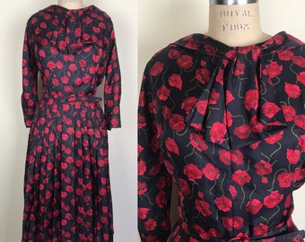 1950s 50s Silk poppy print dress with necktie ascot and pleated skirt