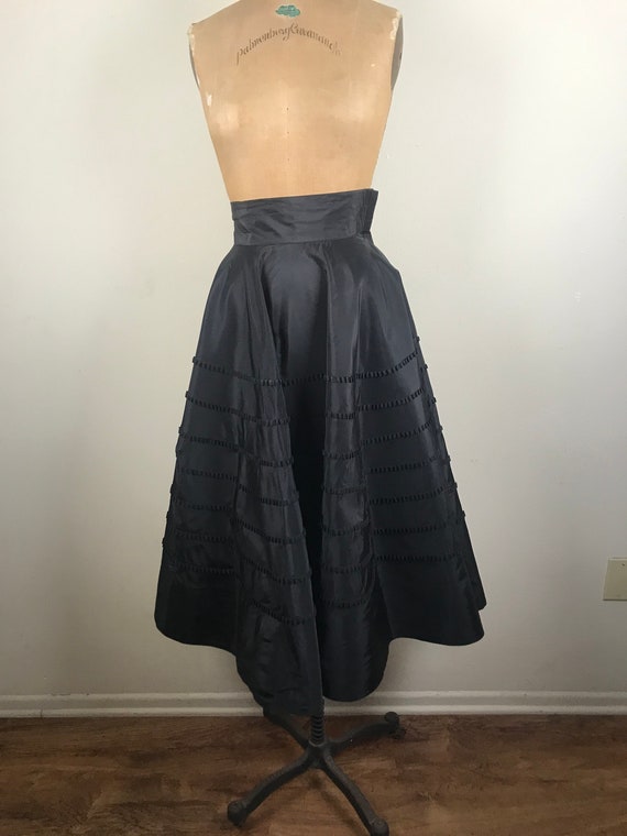 Vintage 1950s 50s full circle taffeta skirt with … - image 3