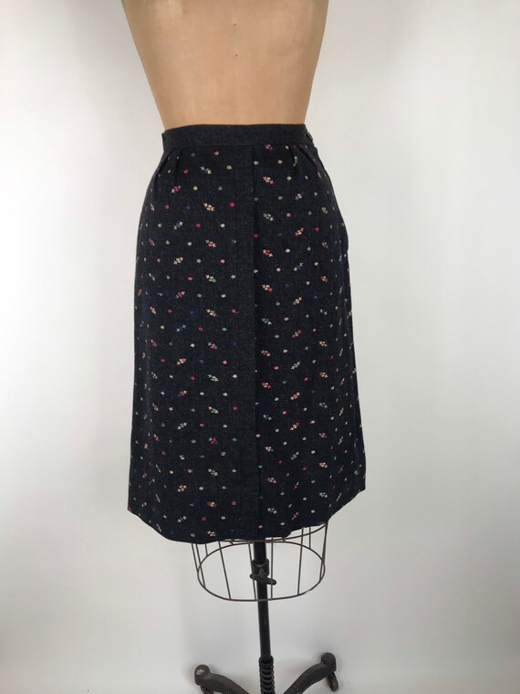 1950s 50s Heather gray embroidered floral skirt - image 4