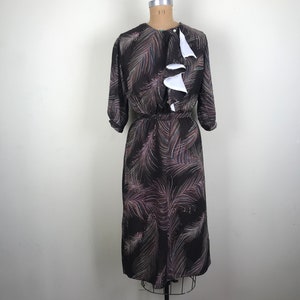 Vintage 1970s 70s Feather print dress image 2