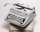 HERMES MEDIA 3 very good condition perfectly working vintage typewriter - Professionally Serviced - gift for a writer