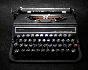 VENDITA! - Macchina da scrivere Olivetti Studio 46 (42) nera, vintage, ottime condizioni, revisionata professionalmente