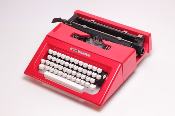 Olivetti Lettera 25 Red Typewriter, Vintage, Manual Portable
