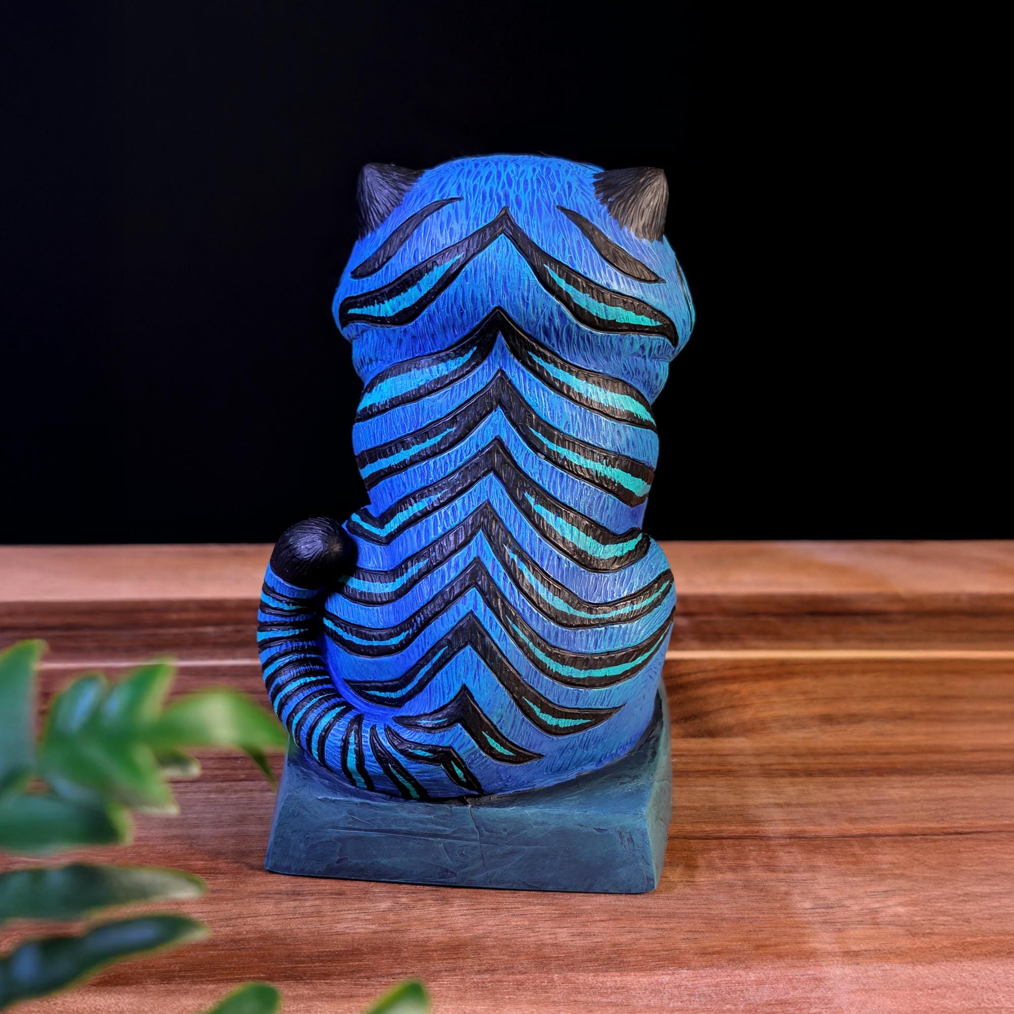 ⭐️猫の陶器フィギュア 青いストライプ　イタリー⭐️ Derpy Blue Tiger – Hand-painted K-pop Minhwa Demon-inspired