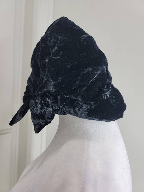 Black Velvet Flapper Hat - image 2