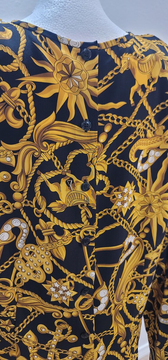 Fun blouse that buttons up in the back. - image 5