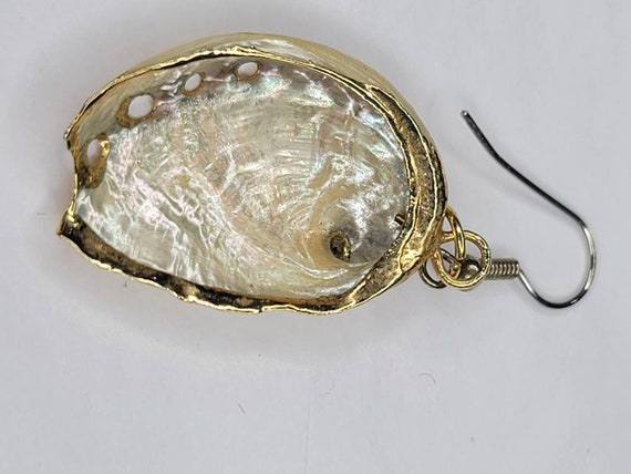 Shell Earrings - image 4