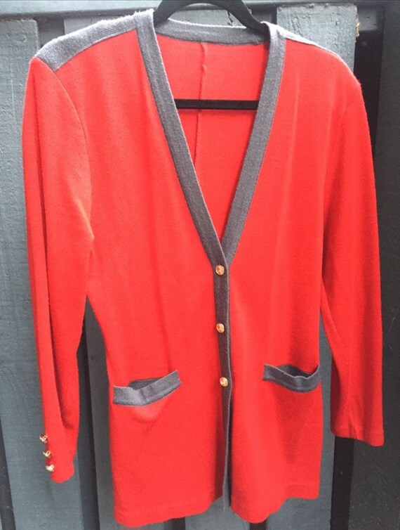 Red sweater - image 6