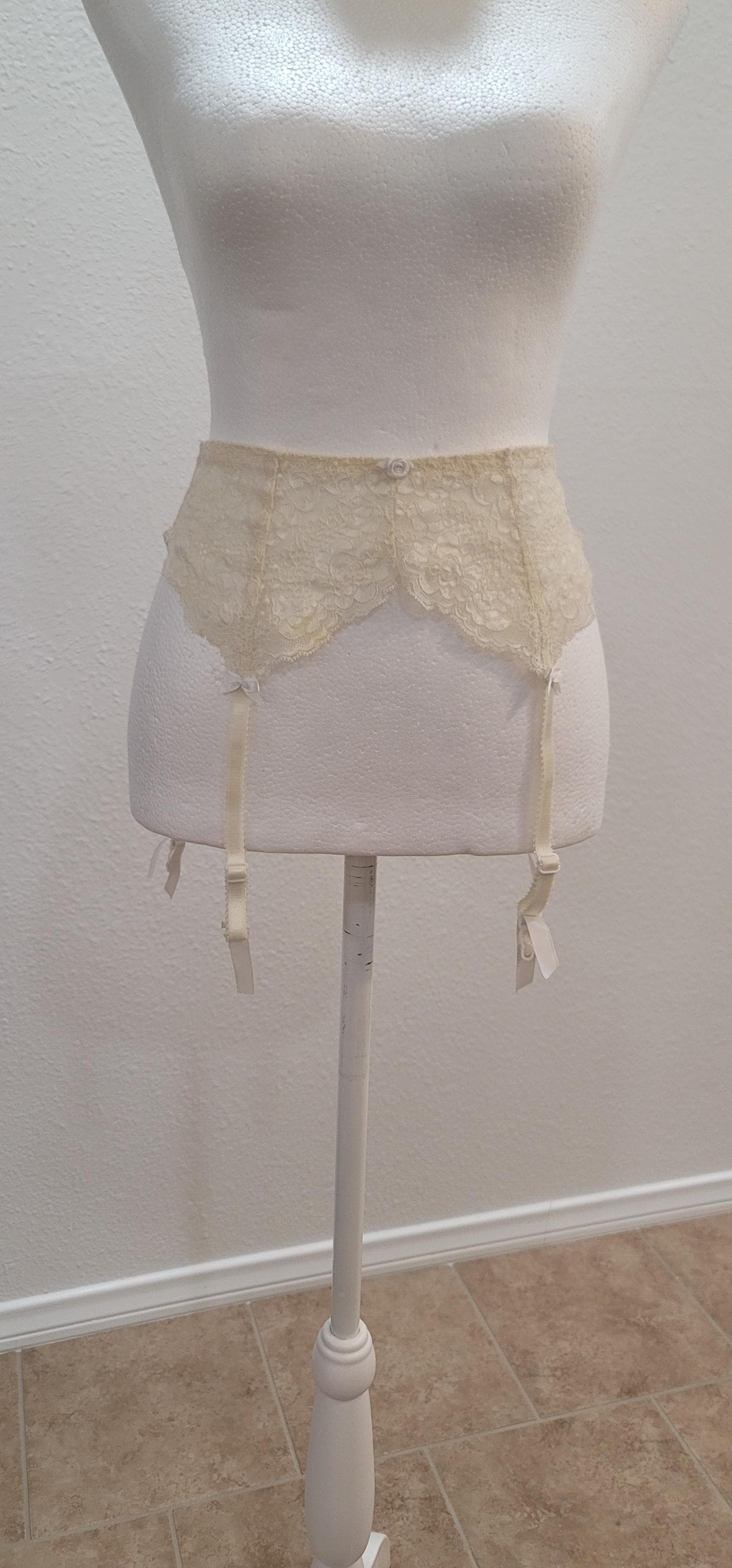 Victoria Secret White Vintage Garter Belt - Etsy