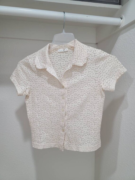 Real Vintage Lace Top - image 7