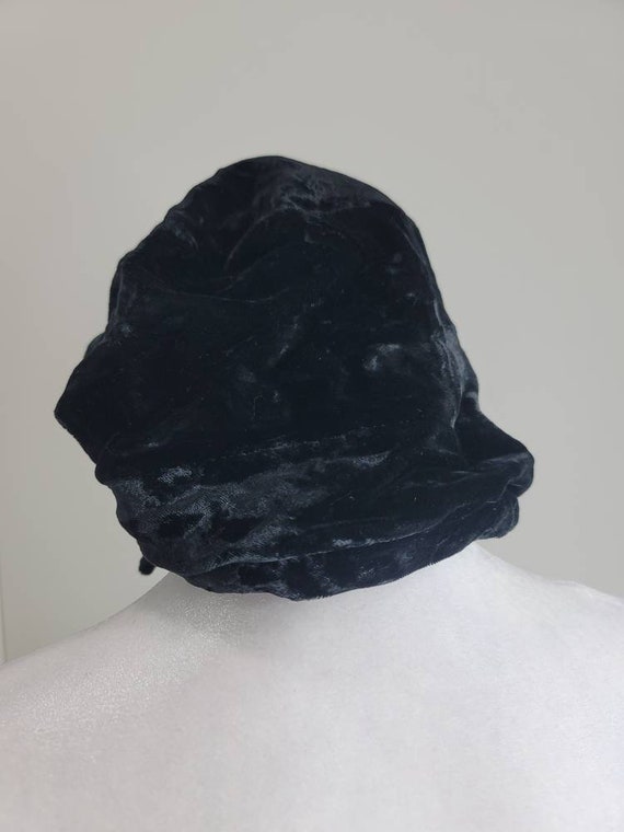 Black Velvet Flapper Hat - image 9