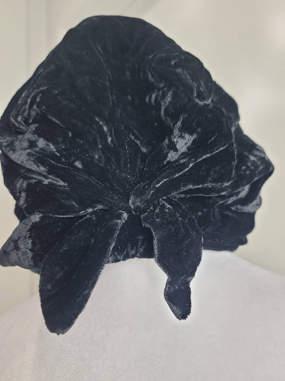 Black Velvet Flapper Hat - image 1