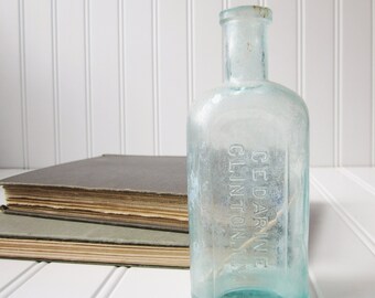 Antique Bottle, Aqua Blue Cedarine Clinton NY Bottle - Piano and Furniture Polish