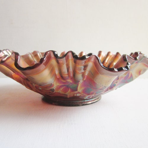 Fenton Carnival shops Glass Marigold Amethyst Ruffled Feathered Serpent Bowl