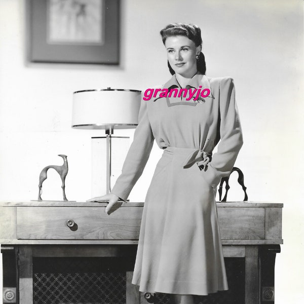 Original 1940 Photograph of Actress, Ginger Rogers. Photographer, John Miehle