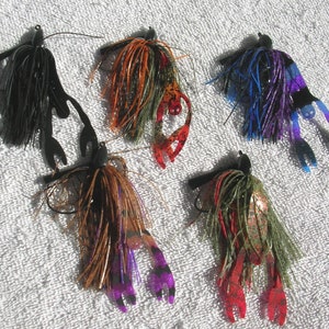 5 Hand Tied 1/2 oz Bass Jigs with Claws Lures. Bass, Crawdads, Lot # G