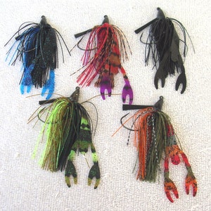 5 Hand Tied 3/8 oz Bass Jigs with Claws Lures. Bass, Crawdads, Lot # F