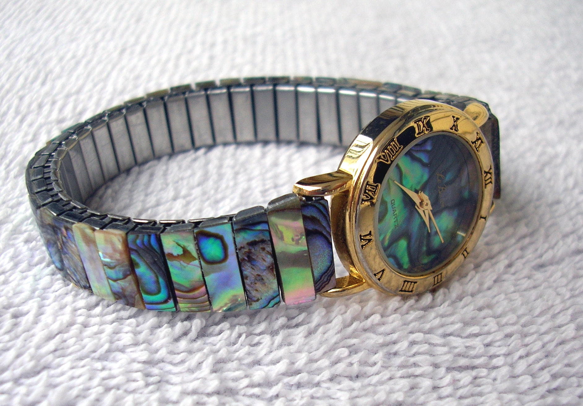 Vintage Ladies LE BARON Abalone Shell Quarts Watch, Working 