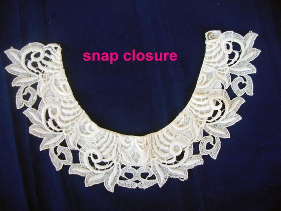 Lot of 2 Vintage 1930's Lace Collars, 1/w snap cl… - image 6