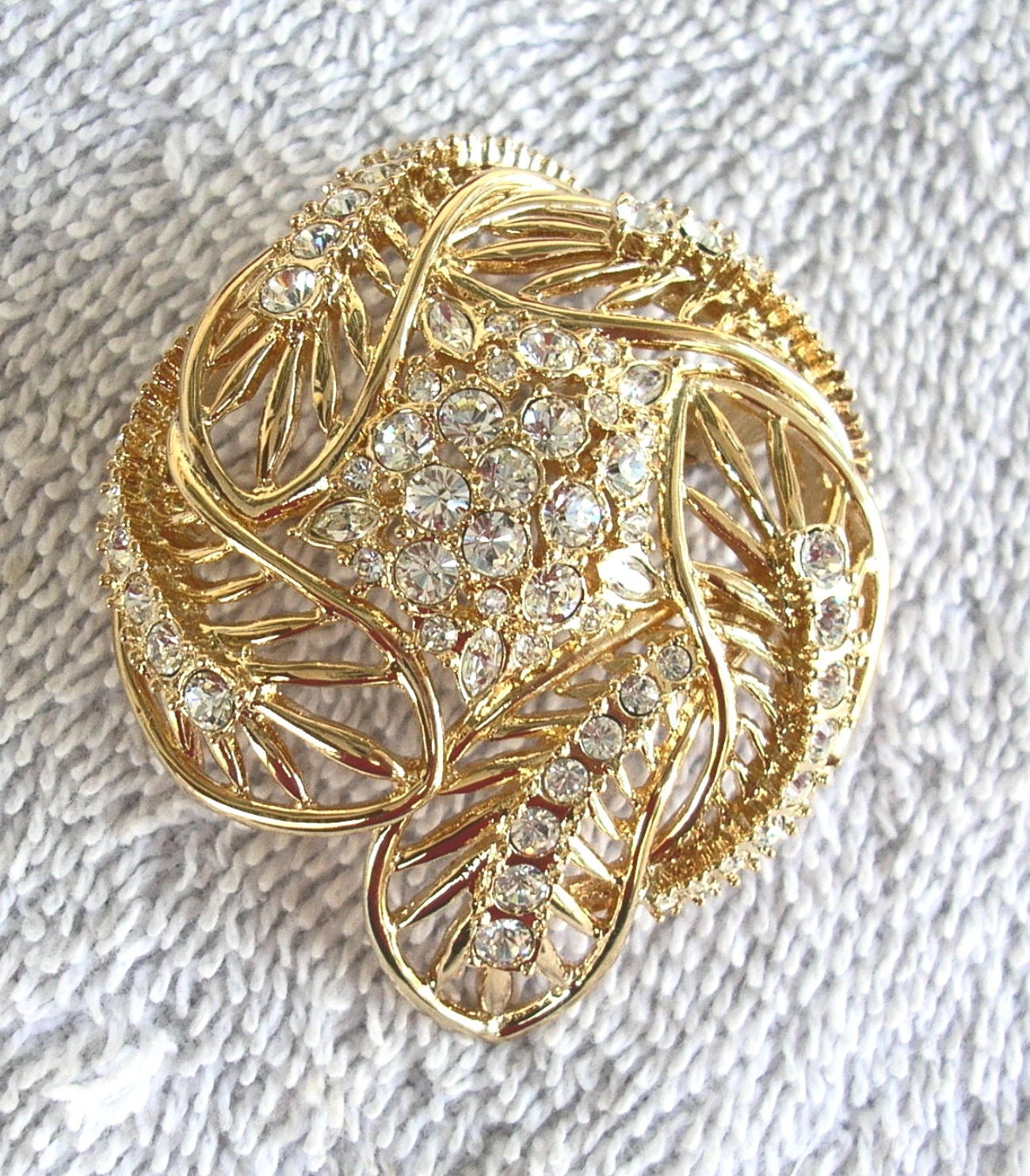2003 Estate Style Crystal Pin/brooch Signed Unused - Etsy