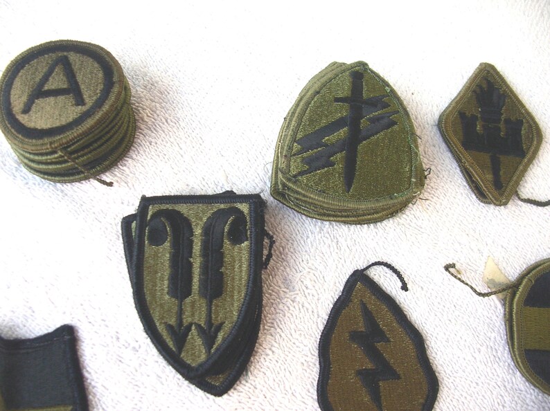 82 Vintage Military Cloth Fabric Insignia Patches, Army, Airborne - Etsy