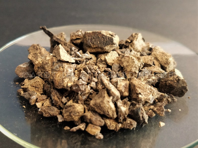 Ambergris, whale vomit, musk, Aphrodisiac,
www.apothecarysgarden.shop