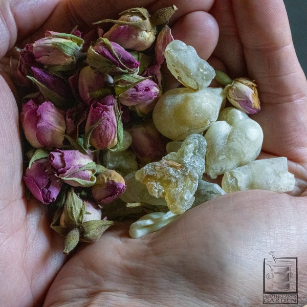 Frankincense Rose Attar-HYDROSOL: Eine klassische Co-Destillation von Royal Green Hojari Frankincense und Damask Roses!