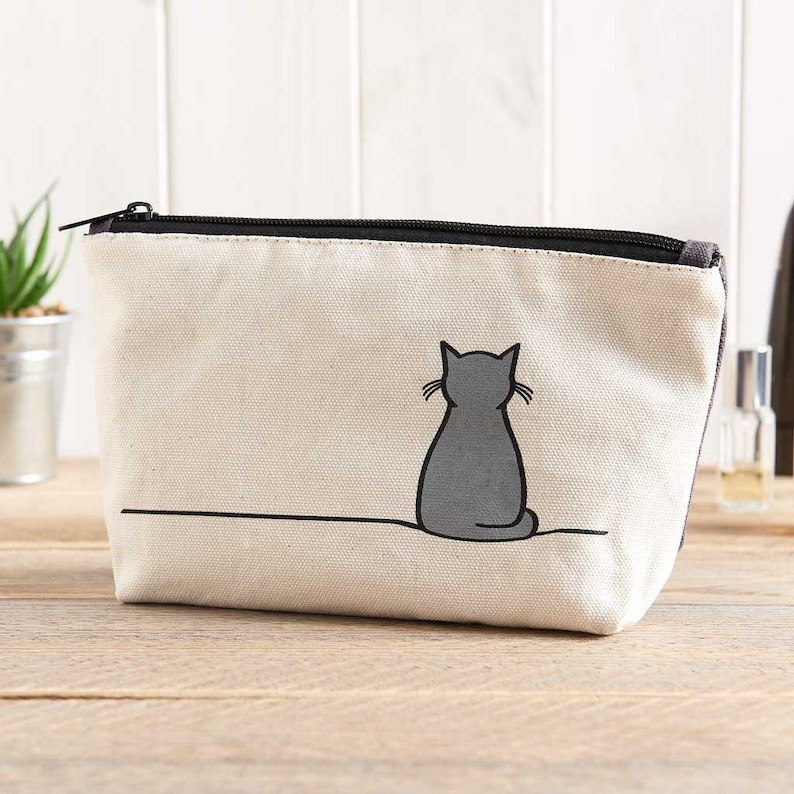 Sitting Cat Zip Bag, Small Makeup Bag, Small Travel Bag, Bag for Face Mask, Cat Pencil Case, Gift for Cat Lovers, Cat Lover Bag image 1