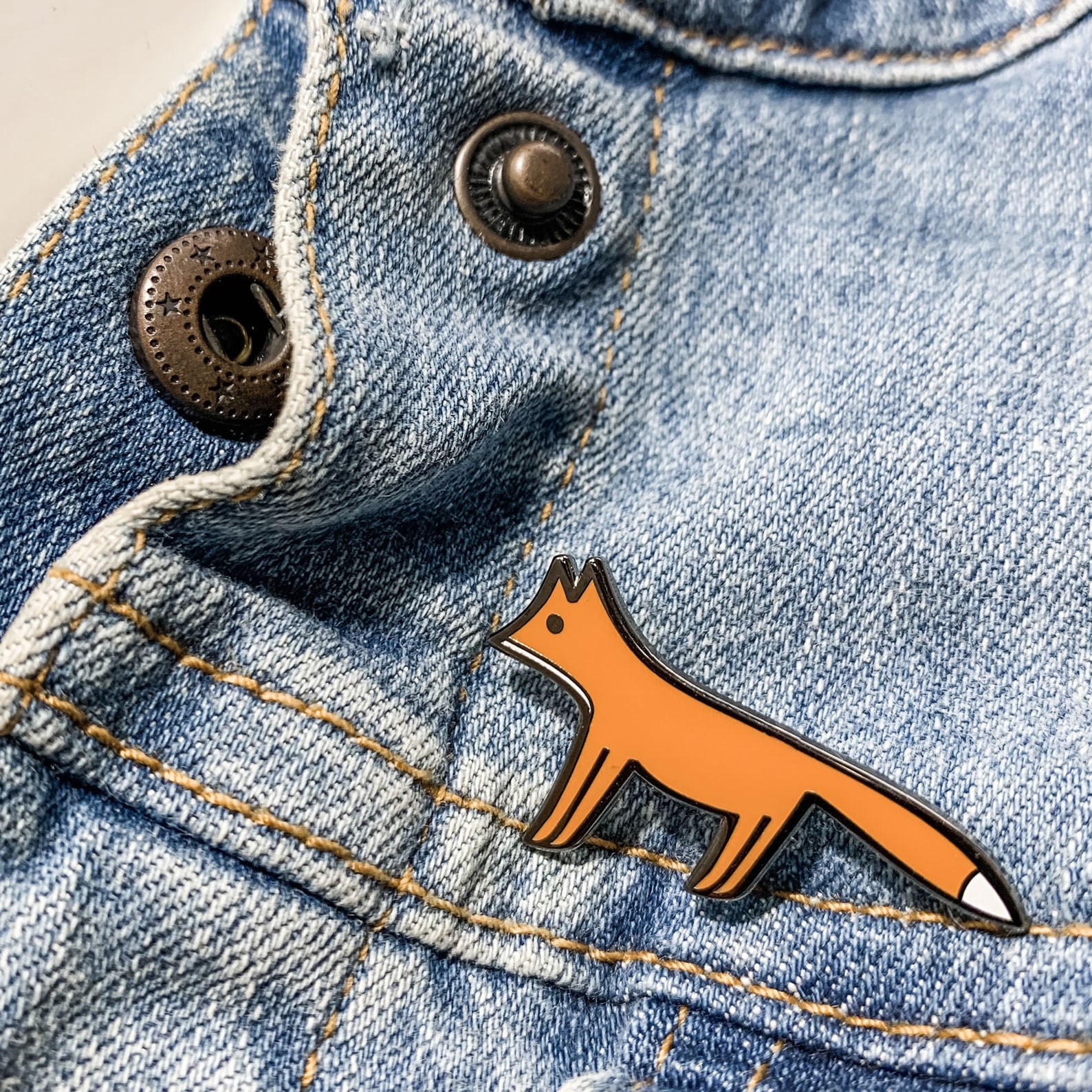 Fox Enamel Pin Lapel Pin Fox Pin Badge Gift for Fox Lover Etsy UK
