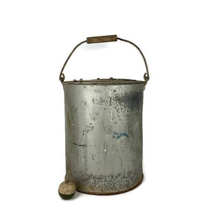 Metal Minnow Bucket 