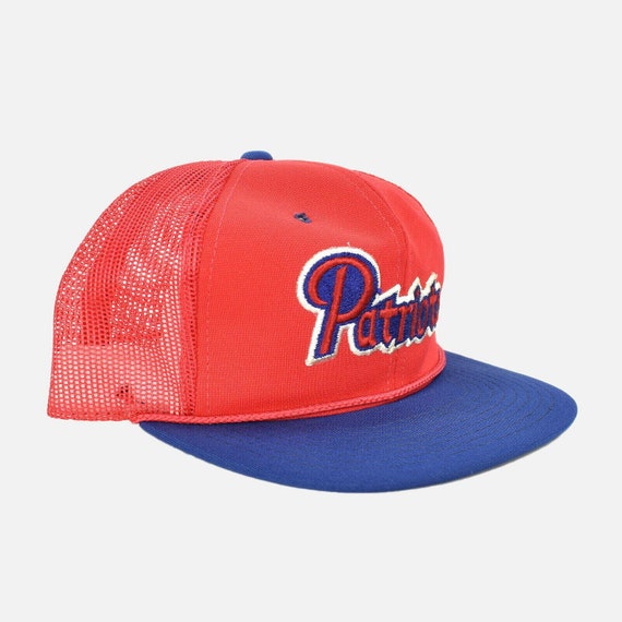 Vintage New England Patriots 80’s Mesh Trucker You