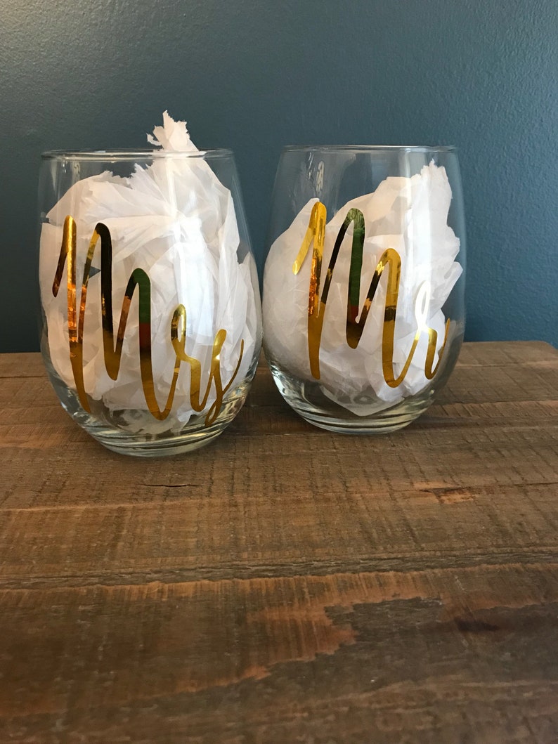 Mr wine glass Bridal party custom name-bachelorette shower personalize and mrs