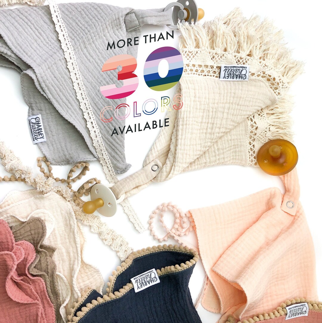 Pacifier Tether Blanket // Baby Pacifier Holder // Dummy Holder // Paci