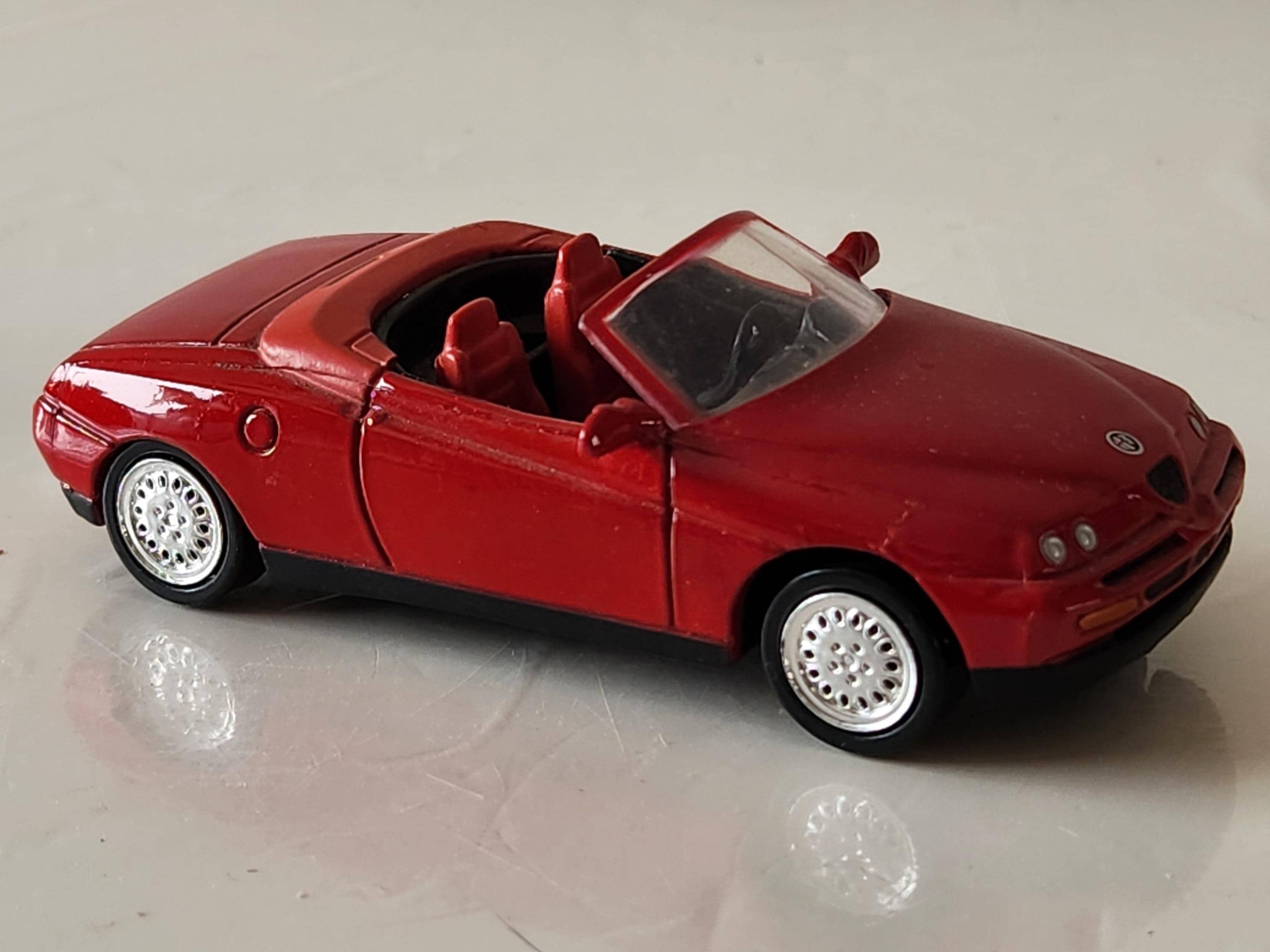 NEWRAY 48277 Scale 1/43 | ALFA ROMEO GIULIETTA SPIDER 1600