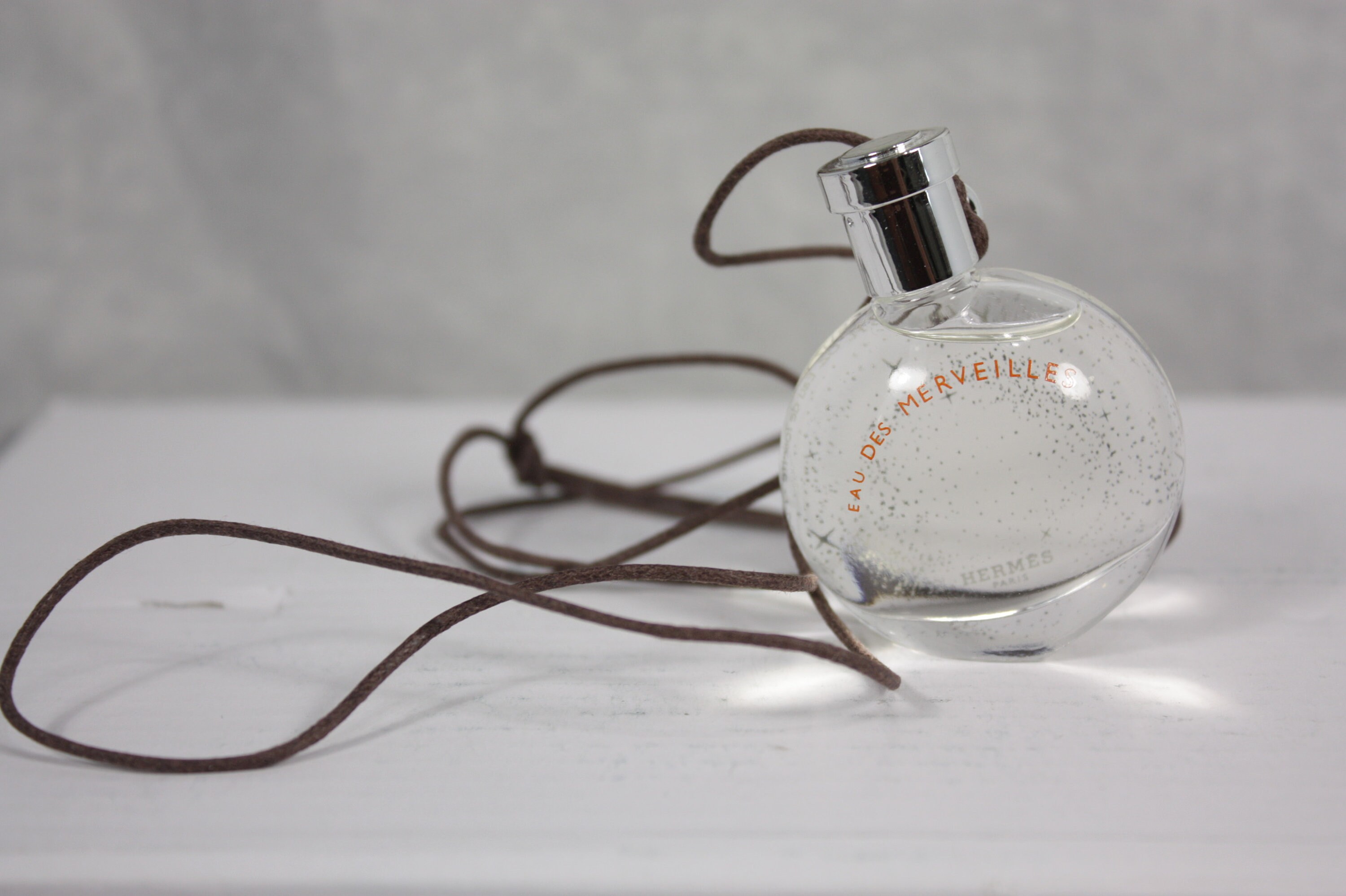 Miniature Hermes Eau Des Merveilles 7.5ml .25 Oz Eau De Toilette Pendant  Bottle Made in France - Etsy