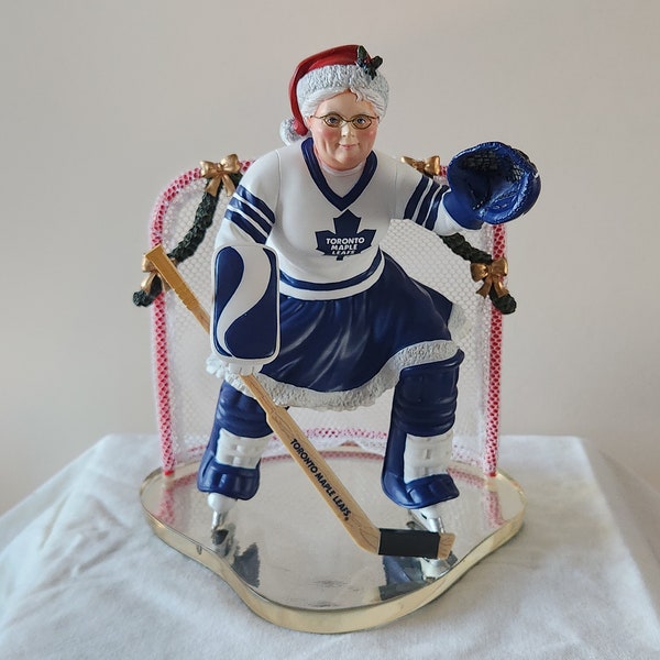 Rare Danbury Mint Toronto Maple Leafs Mayor Hazel McCallion Hockey Figurine