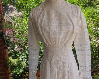 Antique Edwardian Cotton & Lace Tea/Wedding Dress worn by a US Diplomat's Mother in the 1900's Size Medium Originally made in China